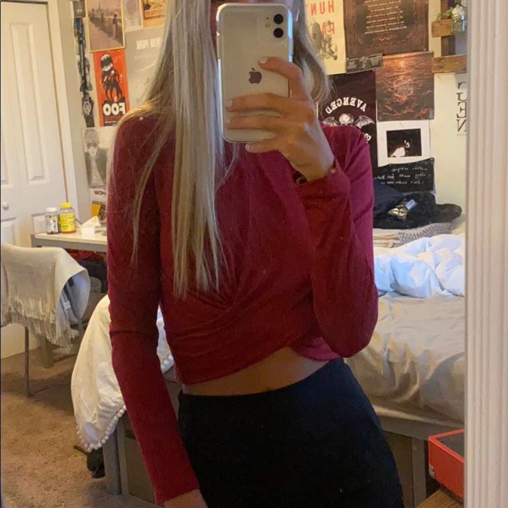 Red Cropped Long Sleeve